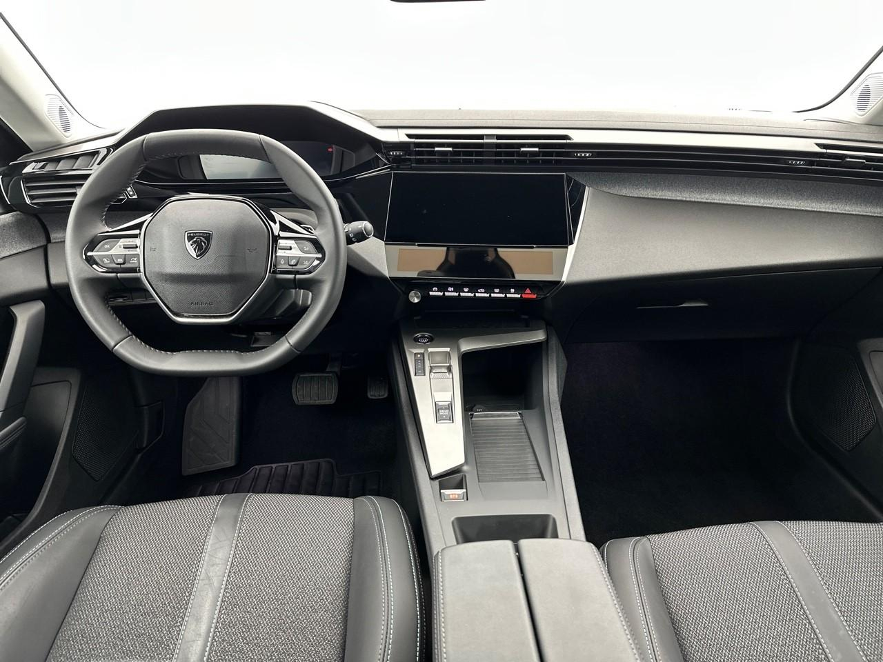 Peugeot 308 hybrid 145 e-dcs6 allure — photo 9