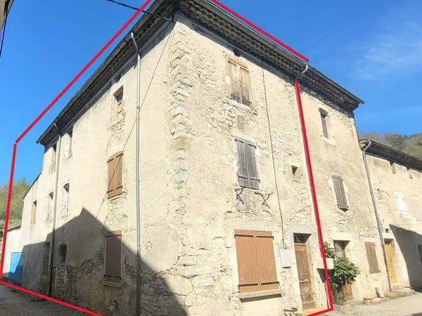Maison en pierre de 150m² + 45m² de garage