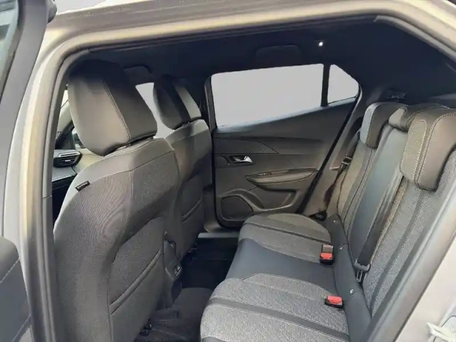 Peugeot 2008 electrique 54 kwh 156 ch — photo 12