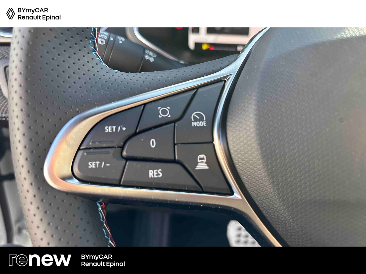 Renault Captur E-Tech full hybrid 160 ch — photo 18