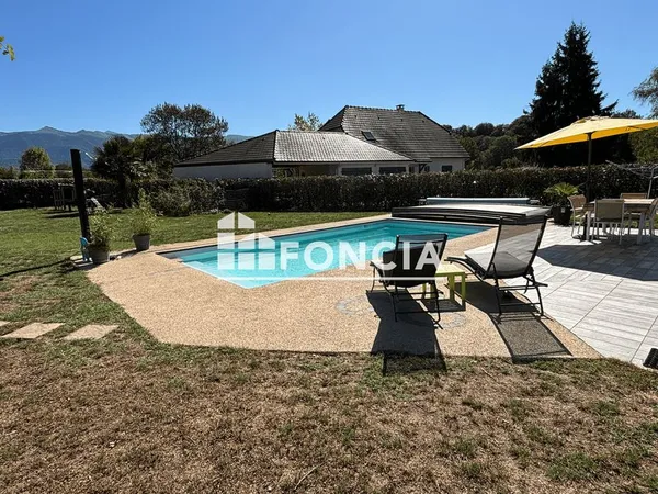 Maison Location Herrère 5p 137m² 1200€