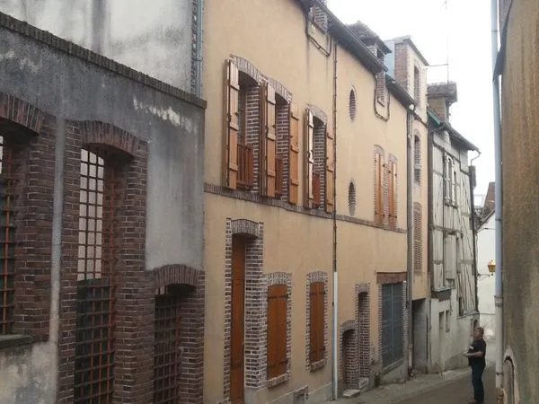 Immeuble 7 pièces 350 m²