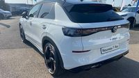 Volkswagen T-Roc 1.5 eTSI 150ch R-Line DSG7 — photo 7