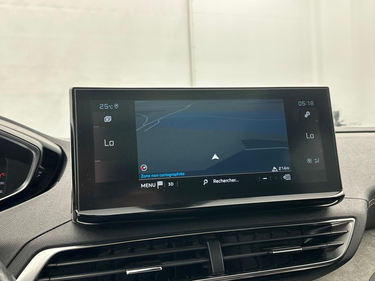 Peugeot 5008 puretech 180ch s&s eat8 gt pack — photo 10