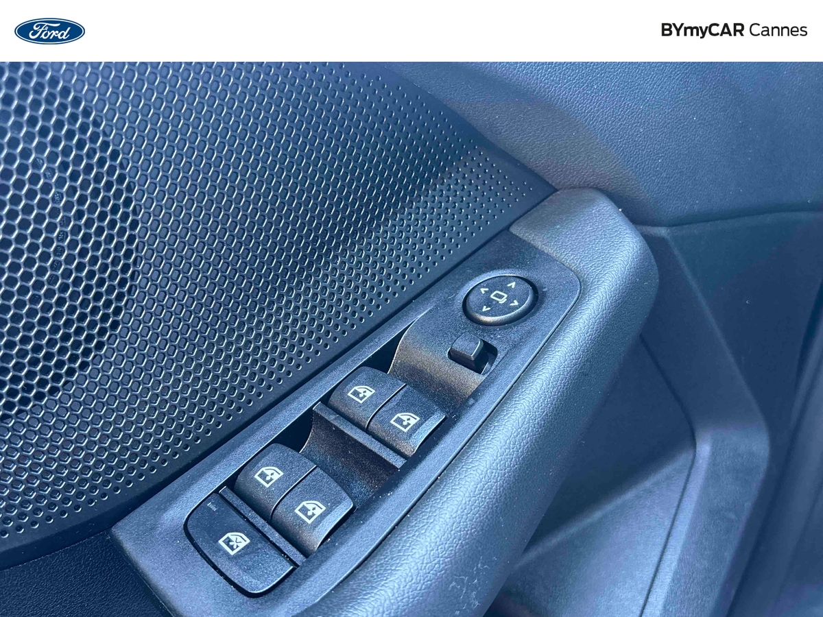 BMW 116i 109 ch — photo 17