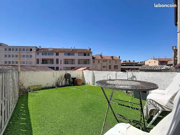 Appartement centre ville 50 m2 2eme etage