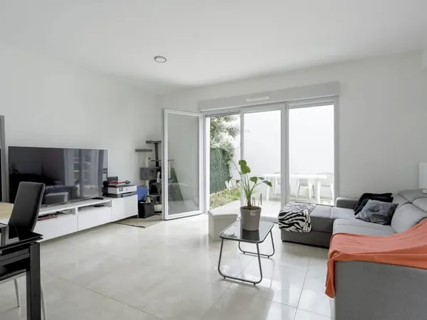 Appartement style maison - T4 100 m² - Pessac Noes