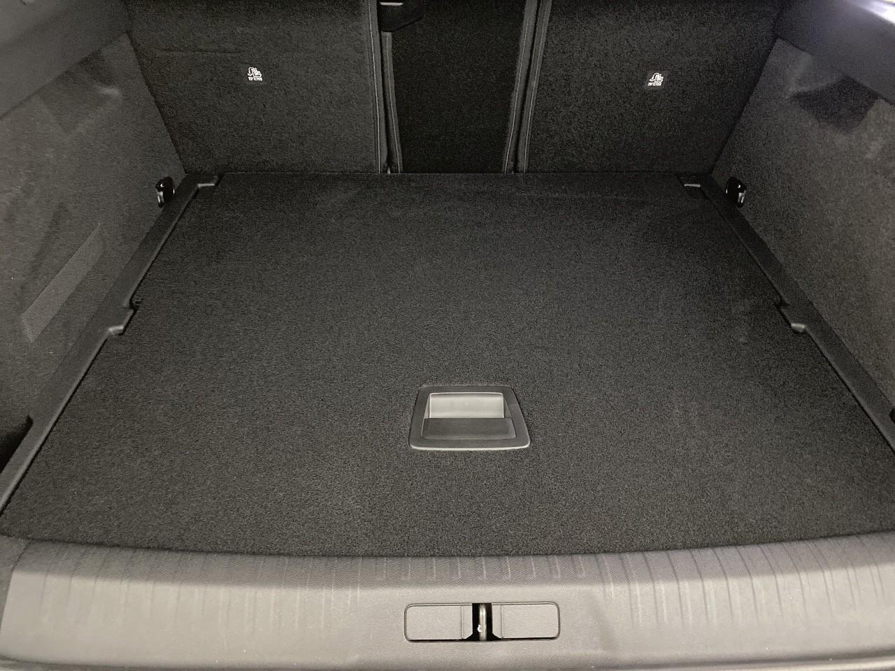 Peugeot 3008 hybrid 145 e-dcs6 gt — photo 6