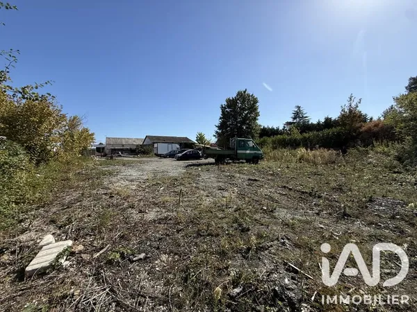 Terrain 2790 m²