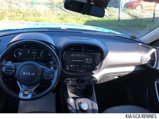 Kia E-Soul 136ch motion — photo 4