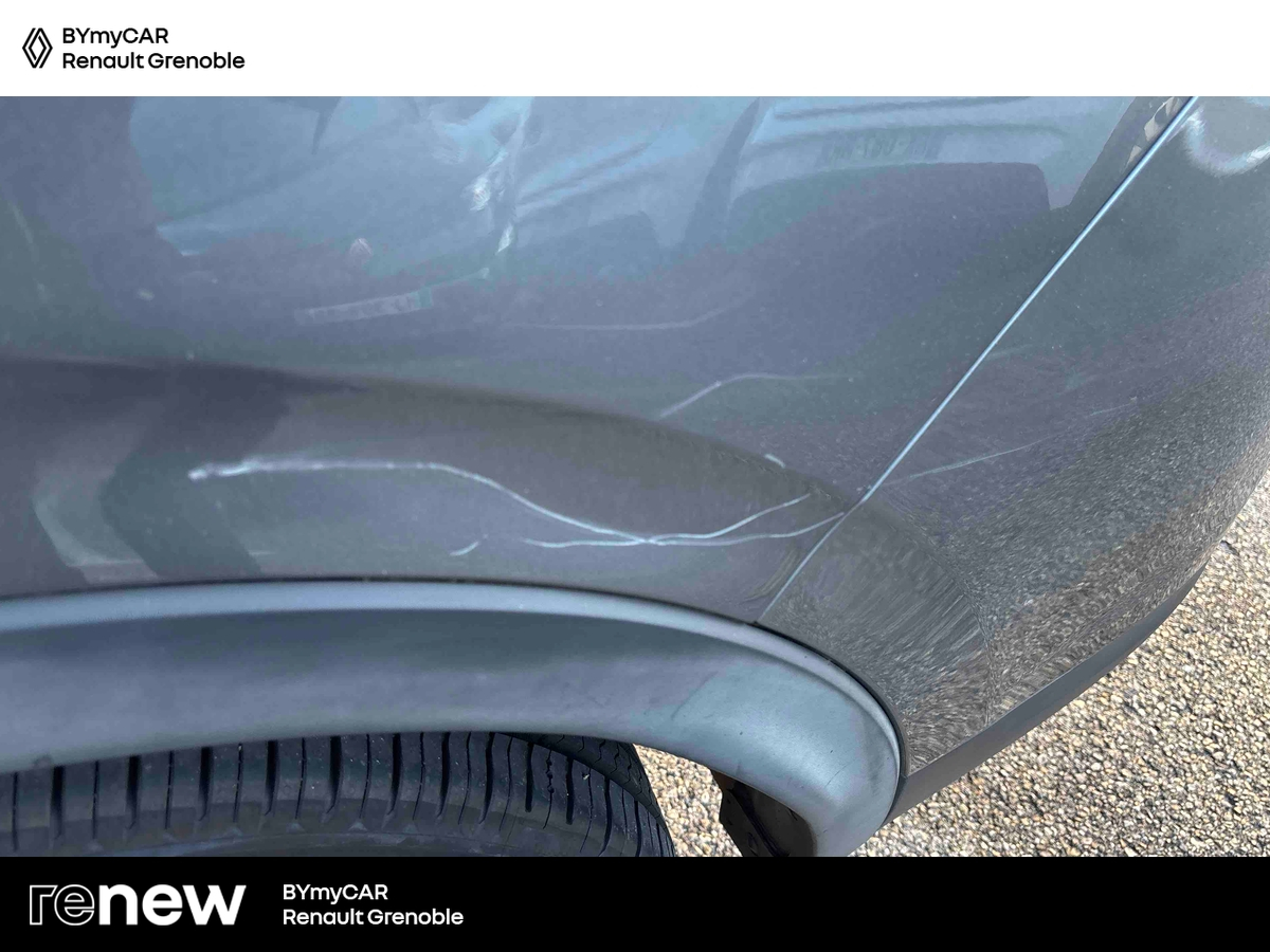 Renault Arkana E-Tech hybride 145 - 22 — photo 23