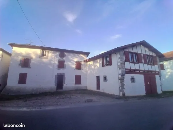 Maison a renover avec dependance