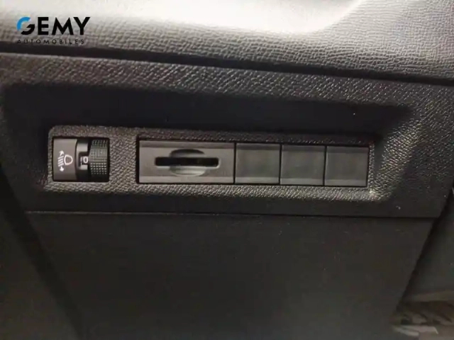 Peugeot 308 bluehdi 130ch s&amp;s eat8 — photo 44