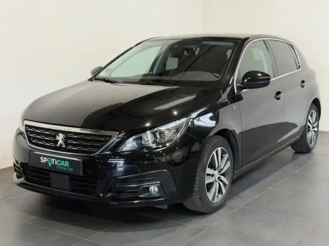 Peugeot 308 1.2 130 tech edition carplay  gps regulateur — photo 1