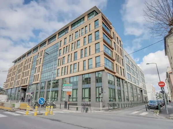 Bureau 2974 m²