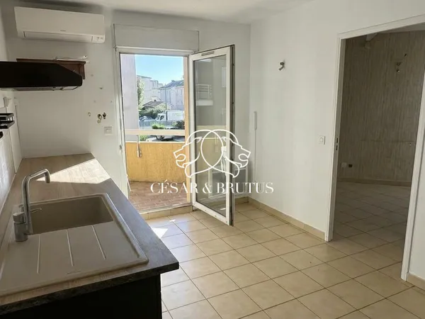 Vends t2 - 43 m² - Montélimar 26200
