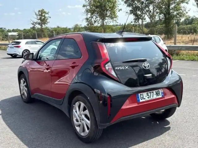Toyota Aygo X 1.0 vvt-i 72ch air design s-cvt — photo 2