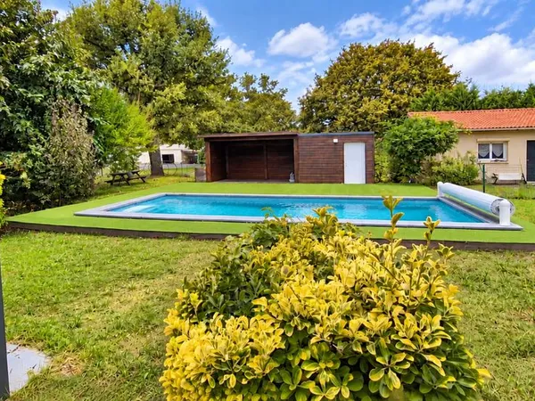 Mios - 2 maisons Indépendante , terrain divisible 2500m2 - piscine et pergola
