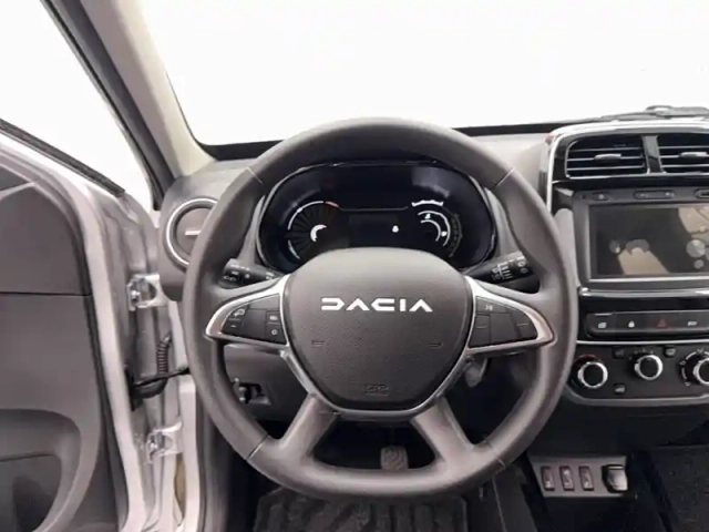 Dacia Spring — photo 13