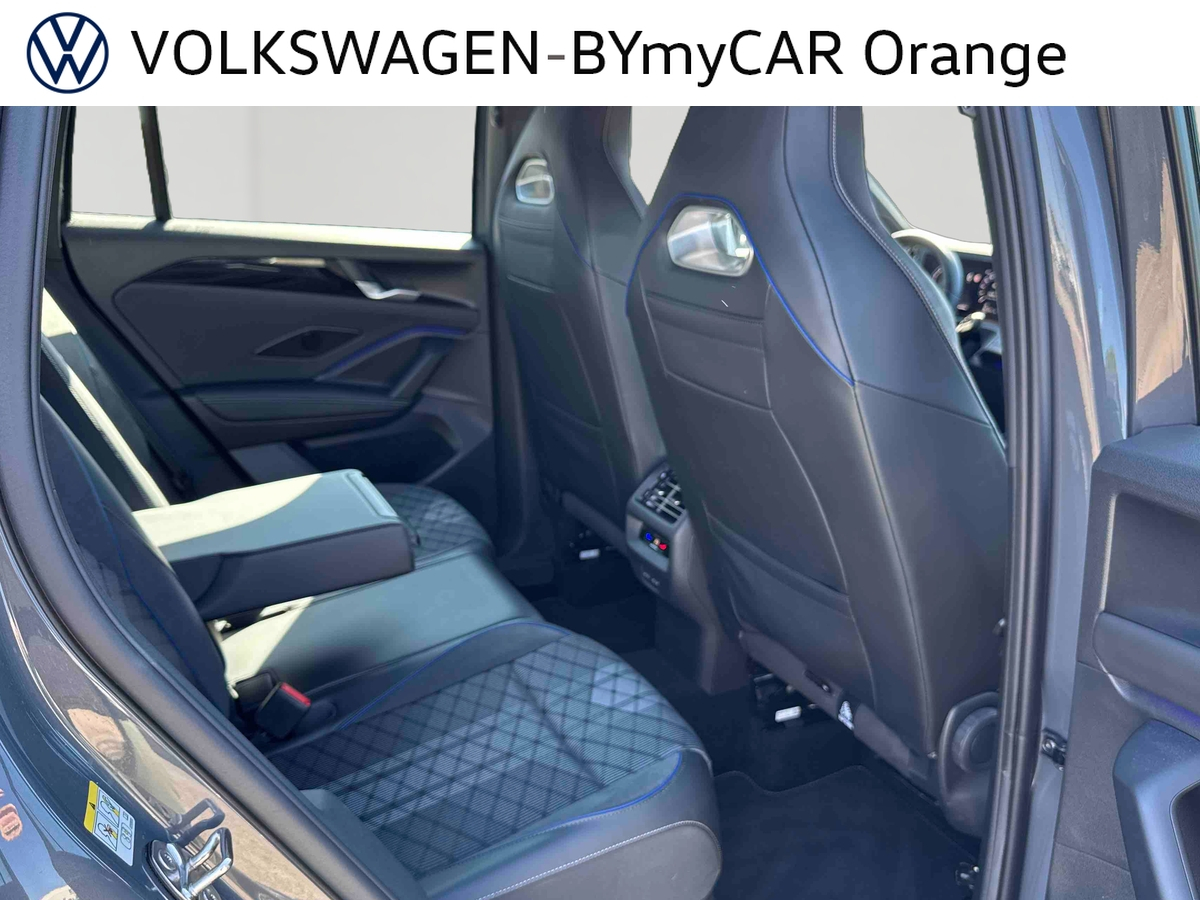 Volkswagen Tiguan 1.5 eTSI 150ch DSG7 — photo 25