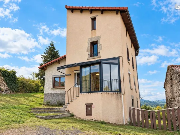 Propriété 5 pièces 106 m²
