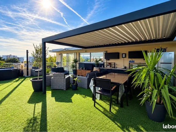 Apparemment toit-terrasse - 70 m² + 60 m² de terrasse - aperçu mer