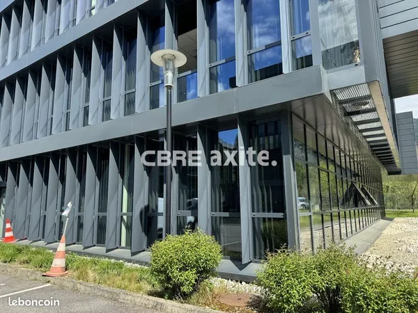 Bureaux 284 m² CHALLES LES EAUX