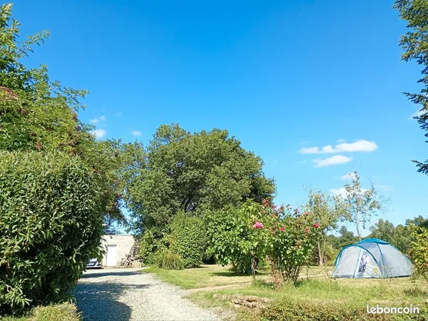 Maisonnette à la campagne