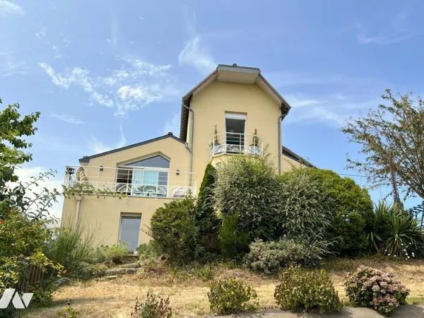Maison 5 pièces 164 m²
