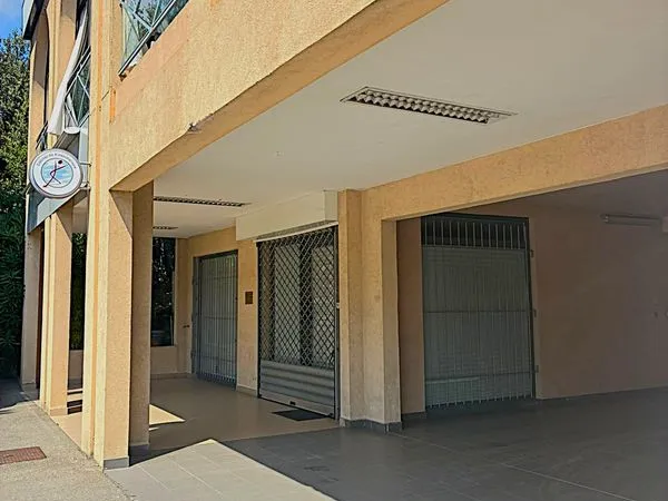 LOCAL À LOUER - 40 m² - VALBONNE
