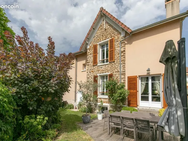 Maison 6 pièces 166 m²