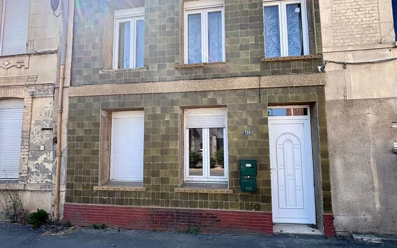Photo 1