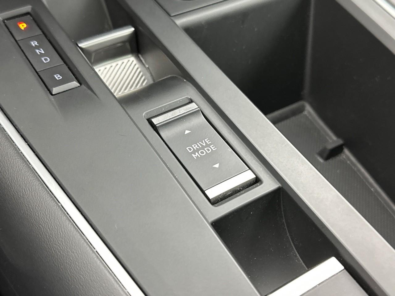 Citroën C5 Aircross hybride rechargeable 225 e-eat8 shine — photo 31