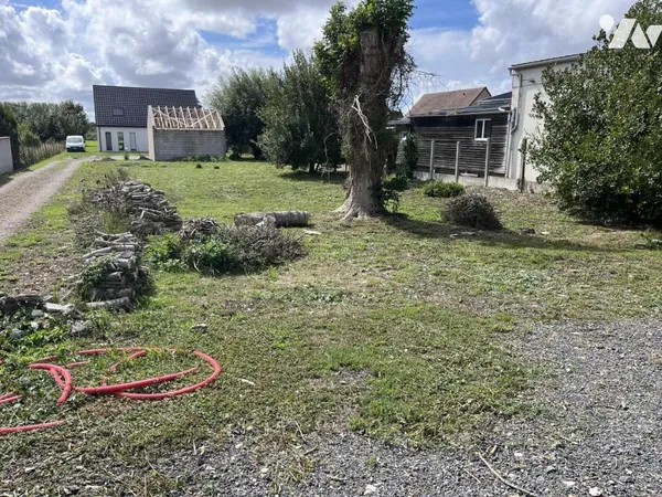 Terrain 755 m²