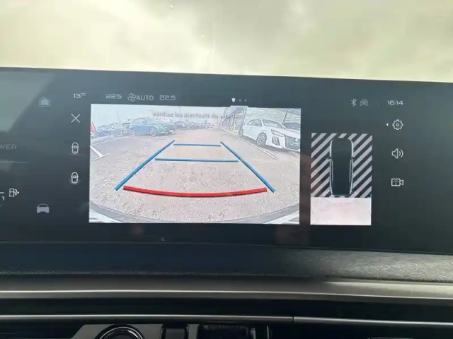 Peugeot 3008 hybrid 145 e-dcs6 — photo 38