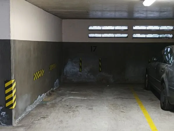 Place de parking couverte - Le Havre Université
