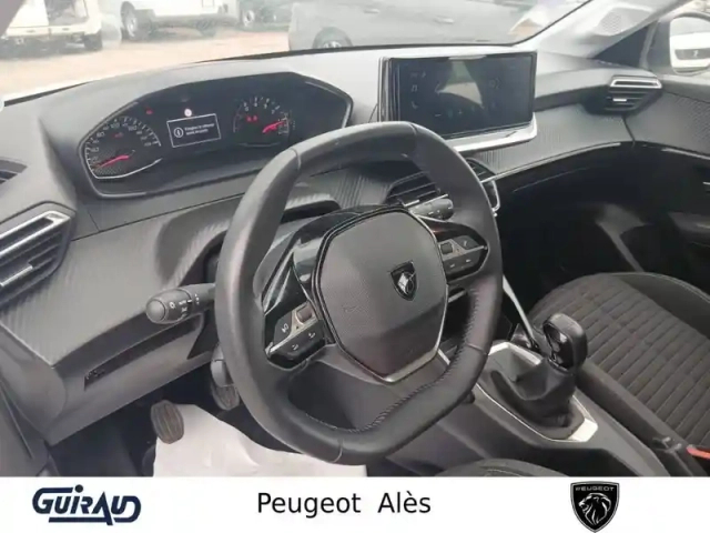 Peugeot 208 puretech 75 s&amp;s bvm5 — photo 51