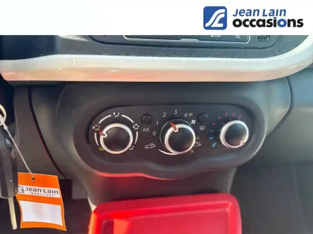 Renault Twingo iii 0.9 tce 90 energy e6c — photo 14