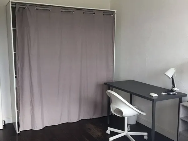 Appartement 5 pièces 11 m²