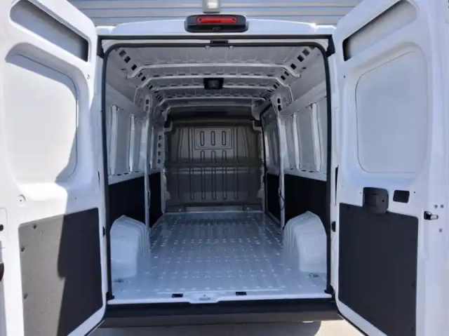 Peugeot Boxer fourgon nouveau fgn 3.5 t l3h2 140 s&amp;s bvm6 — photo 10