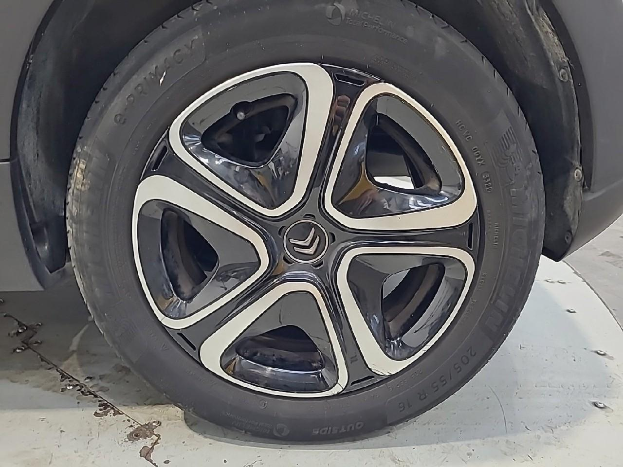 Citroën C3 puretech 110 s&s eat6 shine — photo 16