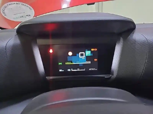 Citroën C4 e- 136 ch automatique — photo 31