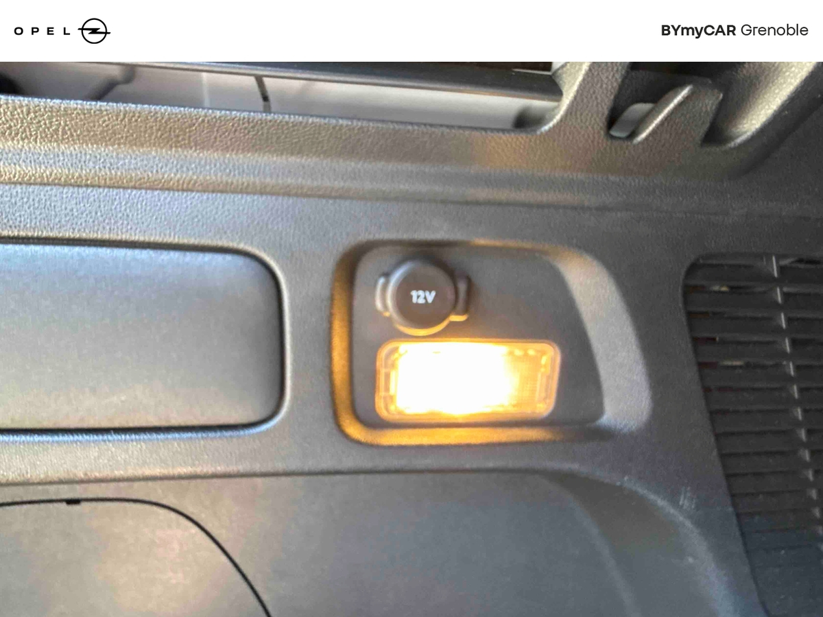 Opel Grandland Hybrid 225 ch BVA8 — photo 19