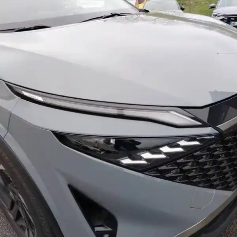 Nissan Qashqai mild hybrid 140 ch — photo 20