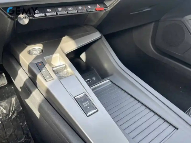 Peugeot 308 plug-in hybrid 195 ch e-dcs7 — photo 15