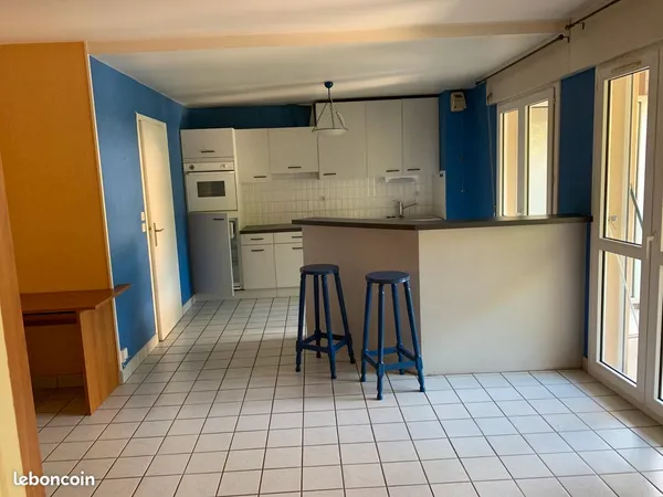 Location Appartement 46m AURILLAC pont rouge