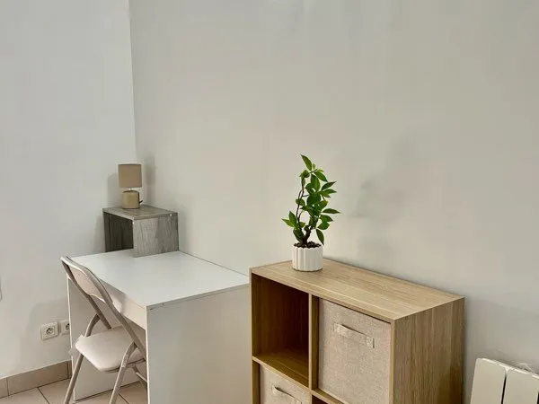 Studio meublé 18 m² - Quimper - Proche IUT/université - Parking privé