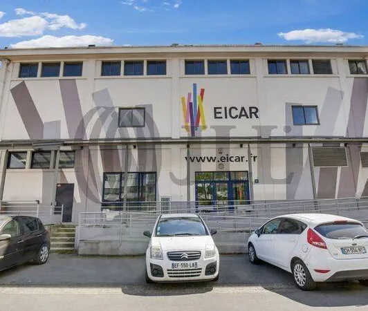 Local d'activité 2545 m²