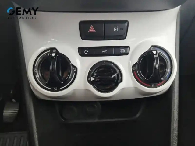 Peugeot 208 1.2 puretech 68ch bvm5 — photo 17