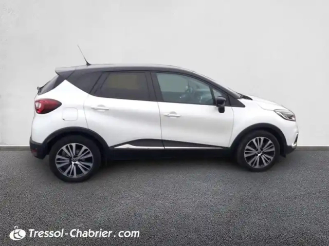 Renault Captur tce 150 fap edc initiale paris — photo 6